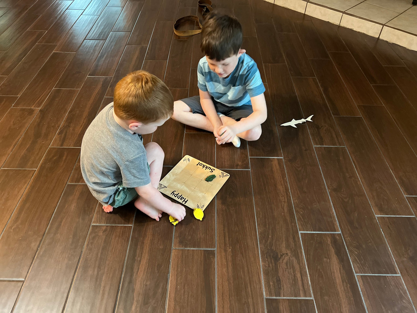 Sukkot Tic-Tac-Toe Game